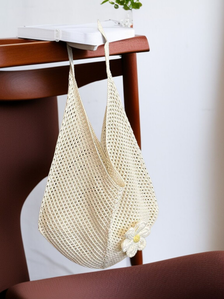 Daisy Breeze Crochet Shoulder Bag
