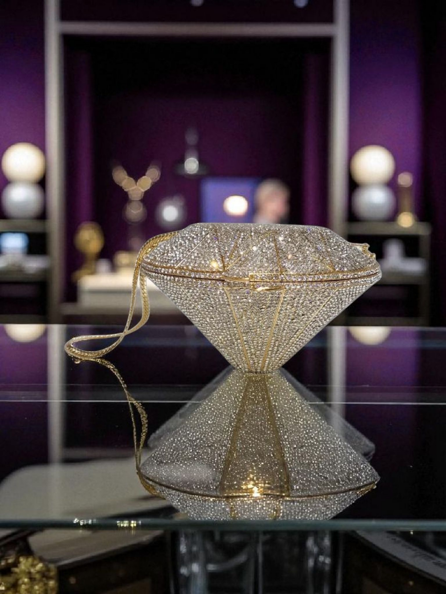 (Copy) Diamond Cut Crystal Clutch – Luxury Round Rhinestone Evening Bag (Silver/Gold, Multi)