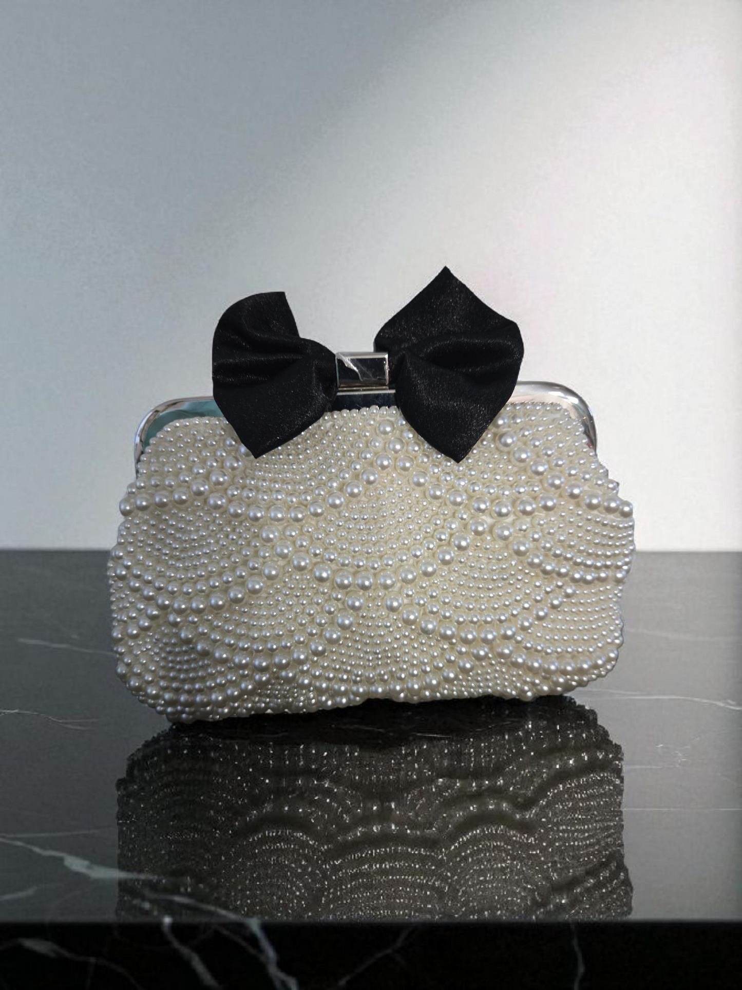 Pearl Beaded Handbag with Black Bow – Elegant Bridal Purse