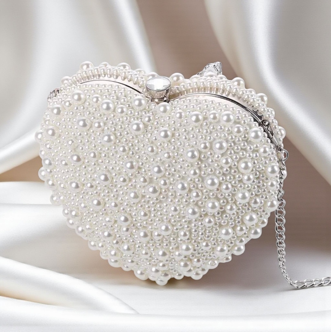 White Pearl Heart-Shaped Clutch – Elegant Bridal Handbag