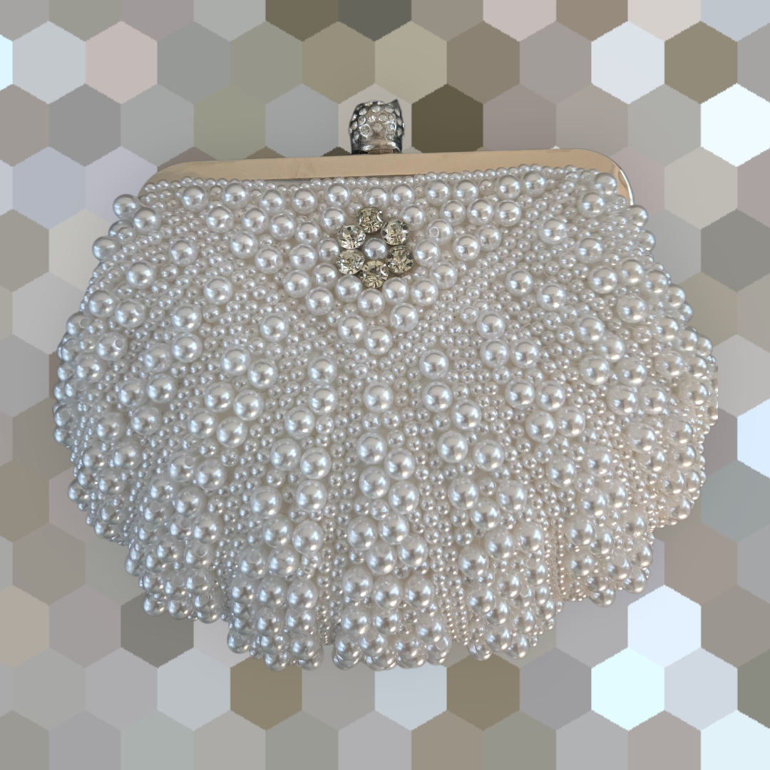 Pearl Scallop-Shaped Handbag – Luxury Bridal Evening Bag