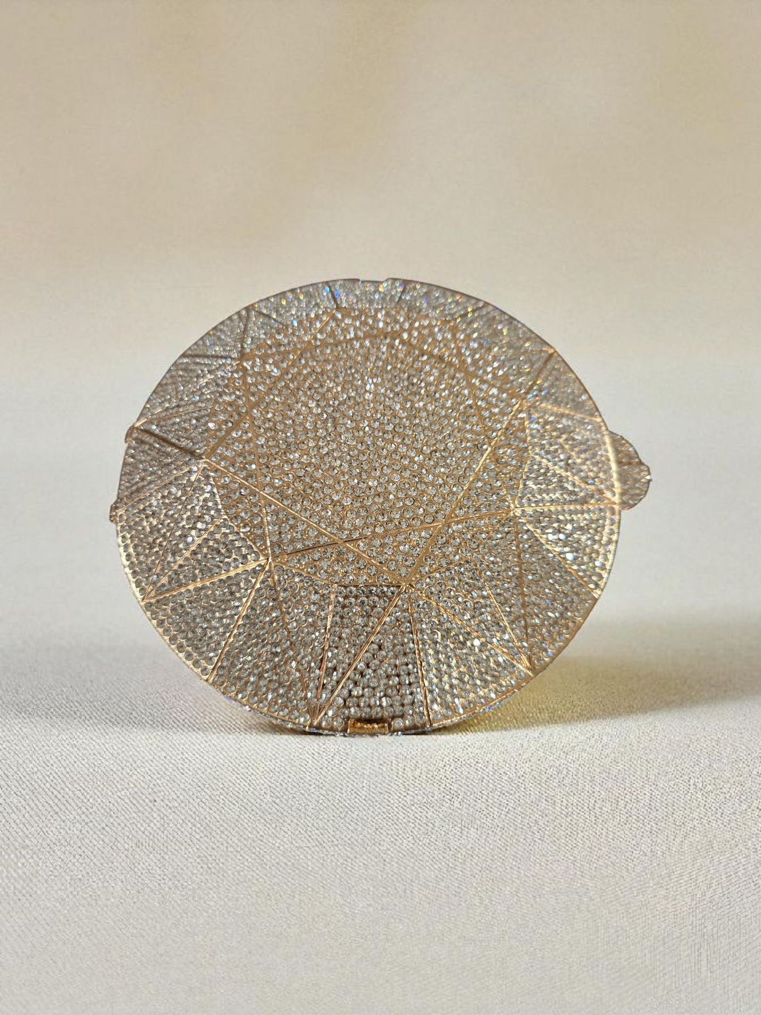 Diamond Cut Crystal Clutch – Luxury Round Rhinestone Evening Bag Silver/Gold