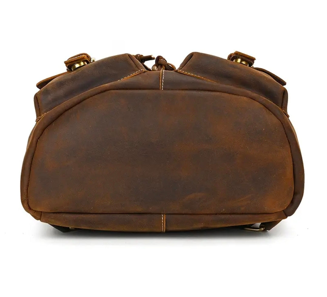 Men's Vintage Genuine Leather Backpack – Classic Brown, Black and Dark Brown Colors with Dual Front Pockets