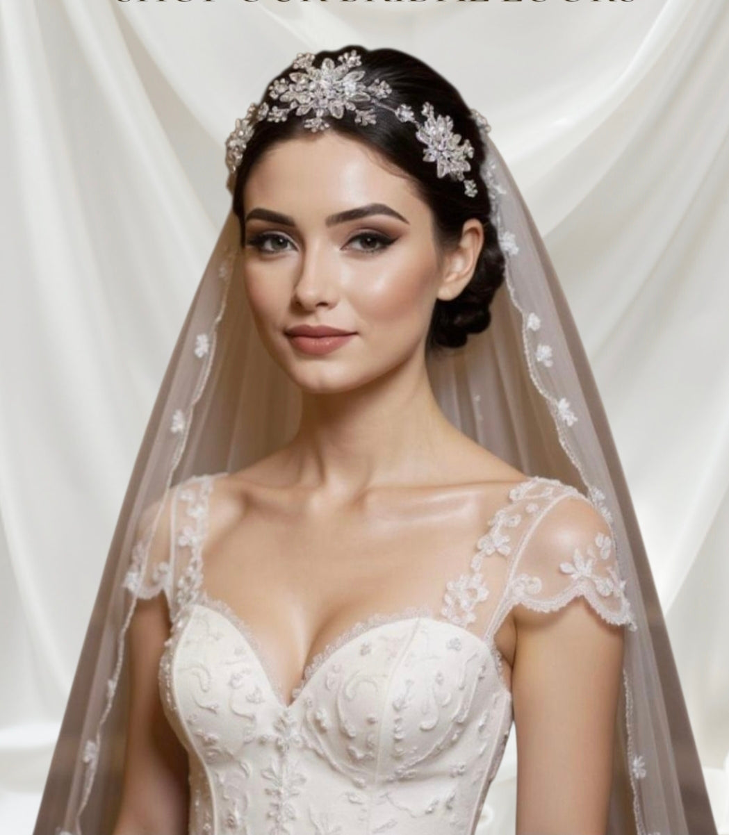 Dainty Snowflake Crystal Headpiece – Elegant Bridal & Photoshoot Hair Accessory