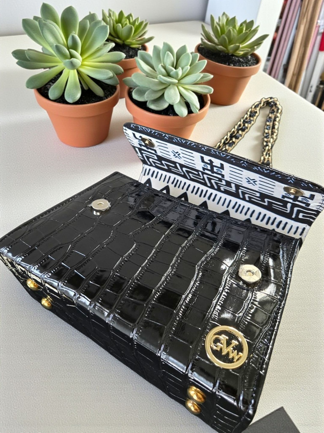 GVW Croc-Embossed Chain Shoulder Bag with Ankara Lining – Luxury Crossbody Black